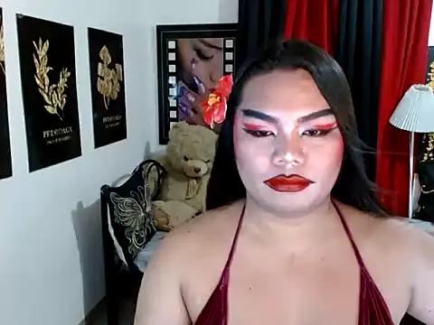 TSbrianaHugeCock Webcamshow