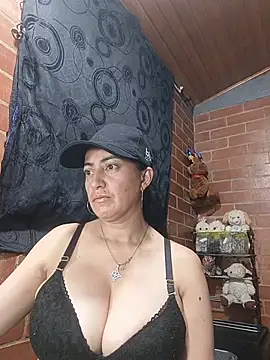 Alexandrina's Live XXX Chat