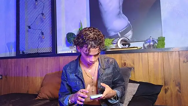 AlanCutee Live XXX-Chat