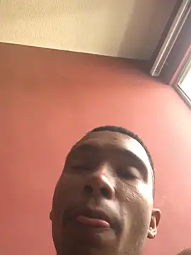 Aaronblack1_ élő XXX-chatje