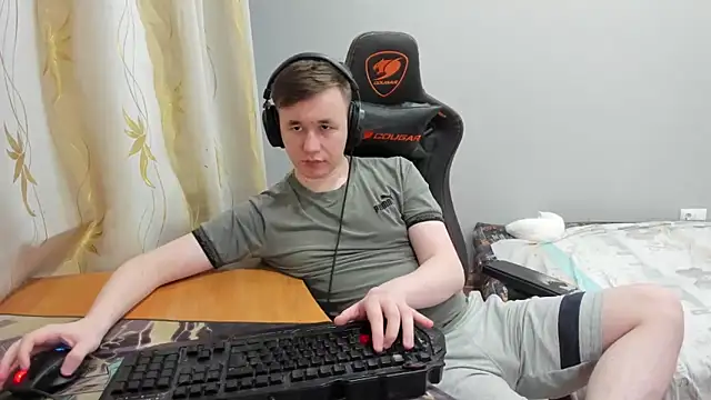 Вебкам-шоу iliaskrislove