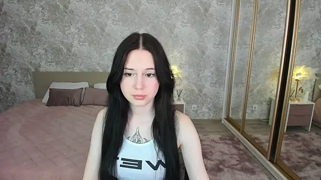 VioletHarme Chat XXX live