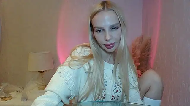 Milieva11 élő XXX-chatje