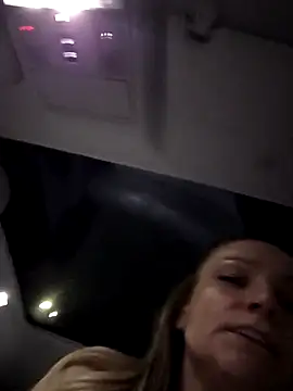 Show modela Bondgirl_013 na web-kameri