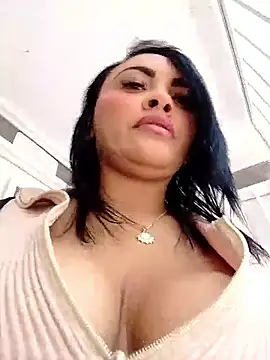 EstrellaSmmith live XXX chat