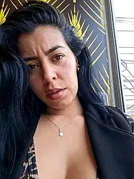 Luianna Chat XXX in diretta