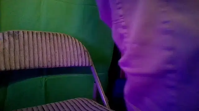 Chatroom XXX en direct de AlanDicksons