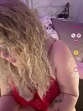 CurvyAnonymousGirl89 Webcam-Show