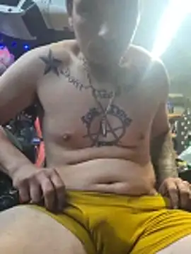 twistafatpipe's Webcam Show