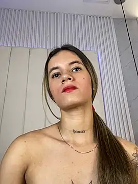 JuliaColemann 라이브 XXX 채팅