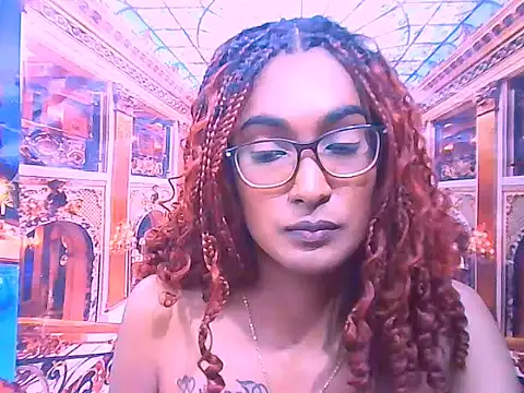 Chat XXX en directo de IndianRebel4u2Luv