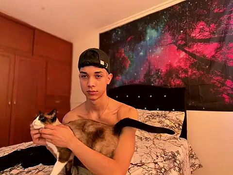 Chat XXX ao vivo de RoughDiamond_