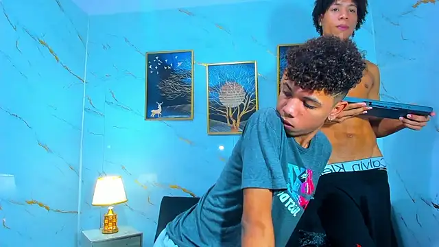 Spicy_guysのウェブカメラショー