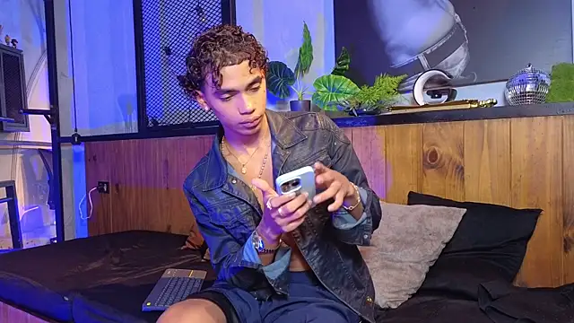 AlanCutee Live XXX-Chat