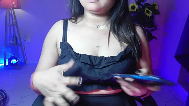 Živý XXX chat Saira_Hotty