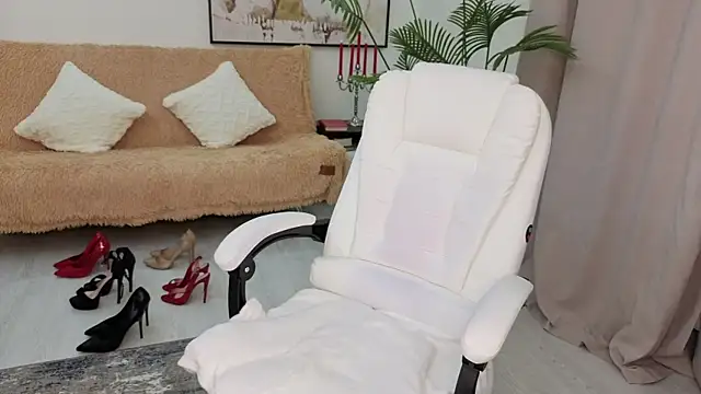 Beylly live XXX chat