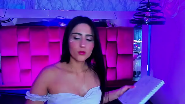 _Alahiia_ – Live XXX-chat