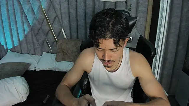 Show de NicolaiKarav na webcam