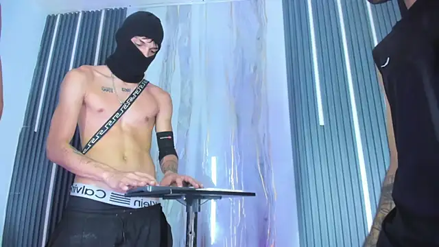 Josh_Hot_Sex – Kamerová šou