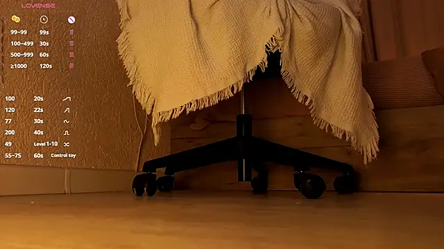 Kitty_Rest_'s Live XXX Chat