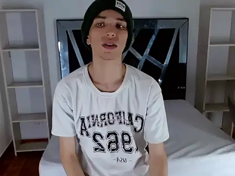 sora_jun – Naživo XXX chat