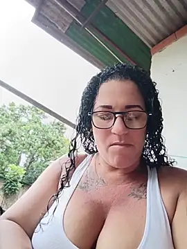 Pokazy przed kamerką – tugordita-hot