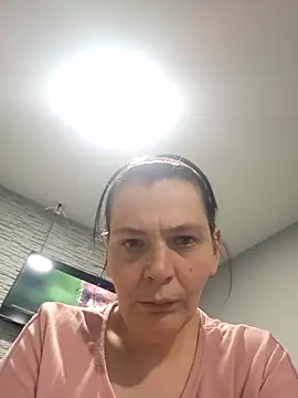 Show modela roksa2026 na web-kameri