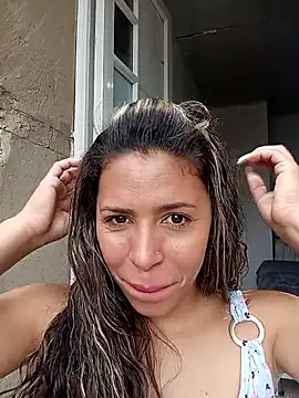 kiki_milu Adlı Modelin Canlı XXX Sohbeti