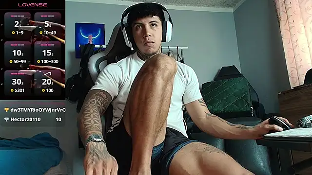 Nickhot0609 现场XXX聊天