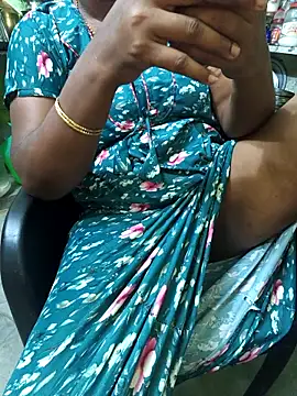 Tamilselviroja- – Live XXX-chat