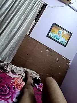 Show modela maddy3108 na web-kameri