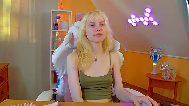 HannahHollisn Live XXX chat