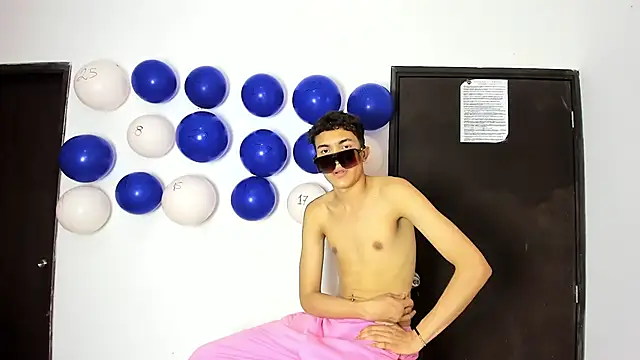 Вебкам-шоу AVENGER_BOYS2026