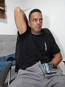 Chat XXX en directo de latinmartin73