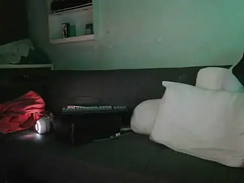 boyhigh1997 Show Webcam