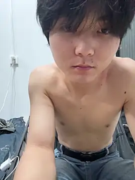 xf-110: διαδικτυακό σόου στην κάμερα