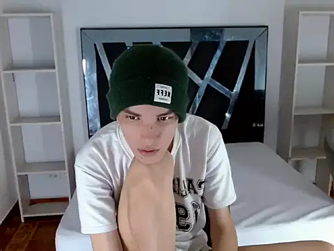 Pertunjukan Kamera Web sora_jun