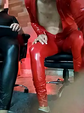 Chat +18 de AngeloandEdward ao vivo