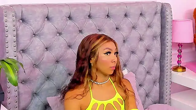 HaileeRoberts: онлайн-секс-чат