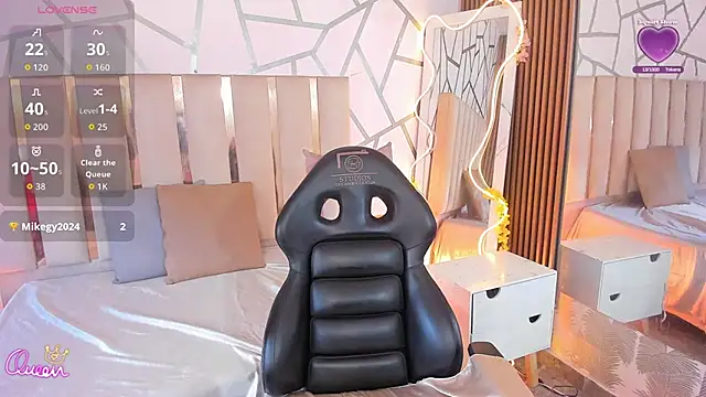 CYRUS_TAY Live XXX Chat