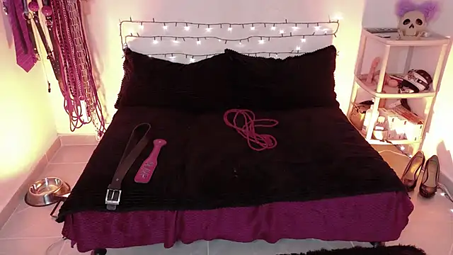 Chat +18 de Yunnaa-Subb ao vivo