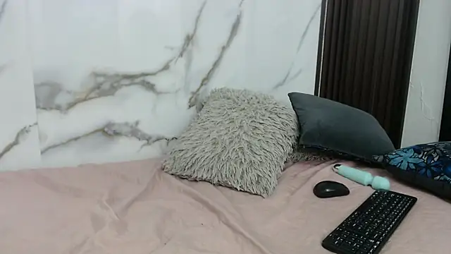 Lindsey8 Chat XXX in diretta