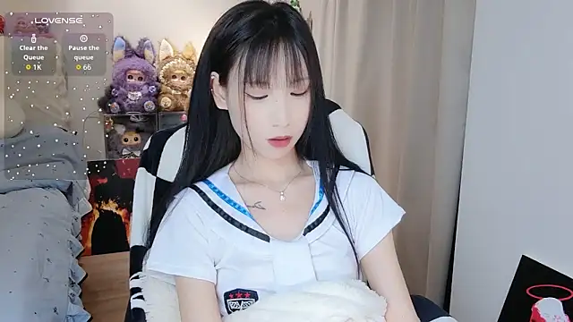 M-OTT_ élő XXX-chatje