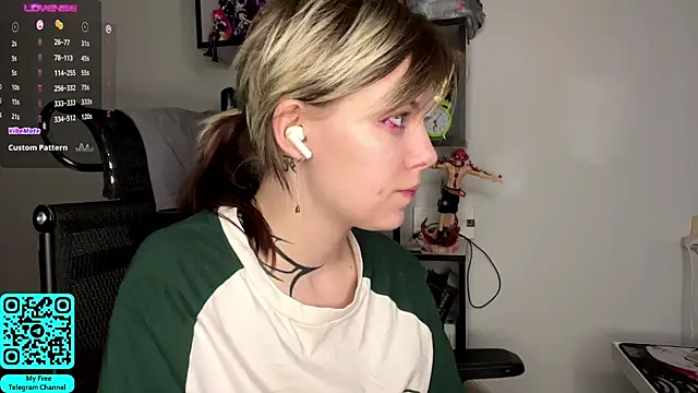 Chat XXX en directo de MadalynNosel