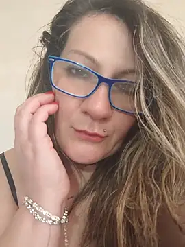 Chat XXX en directo de Lovely_Chiara