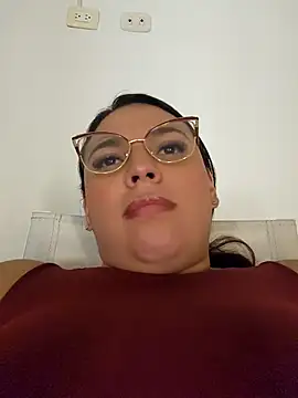 LizzRouse live XXX chat