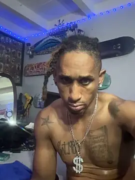 TheRealMrDLlong's Webcam Show