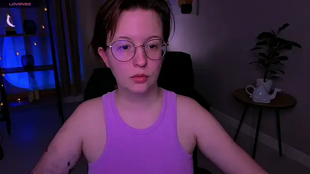 arizzzona_baby Adlı Modelin Canlı XXX Sohbeti