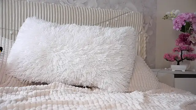 SunnivaCovil – Naživo XXX chat