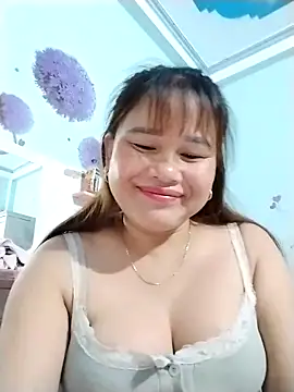 XXX chat uživo modela Moubie1